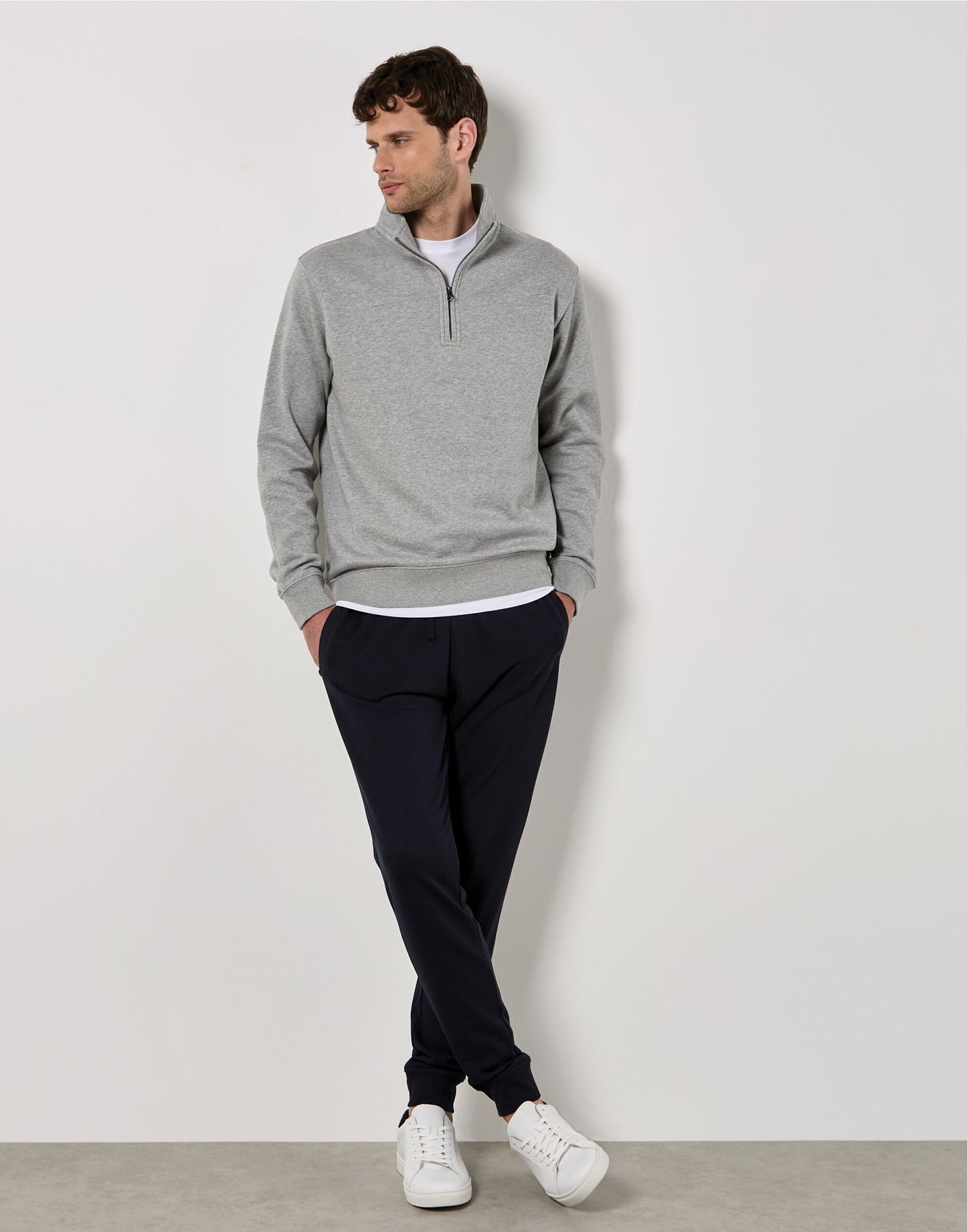 Men's 1/4 Zip Sweatshirt - Heather Grey