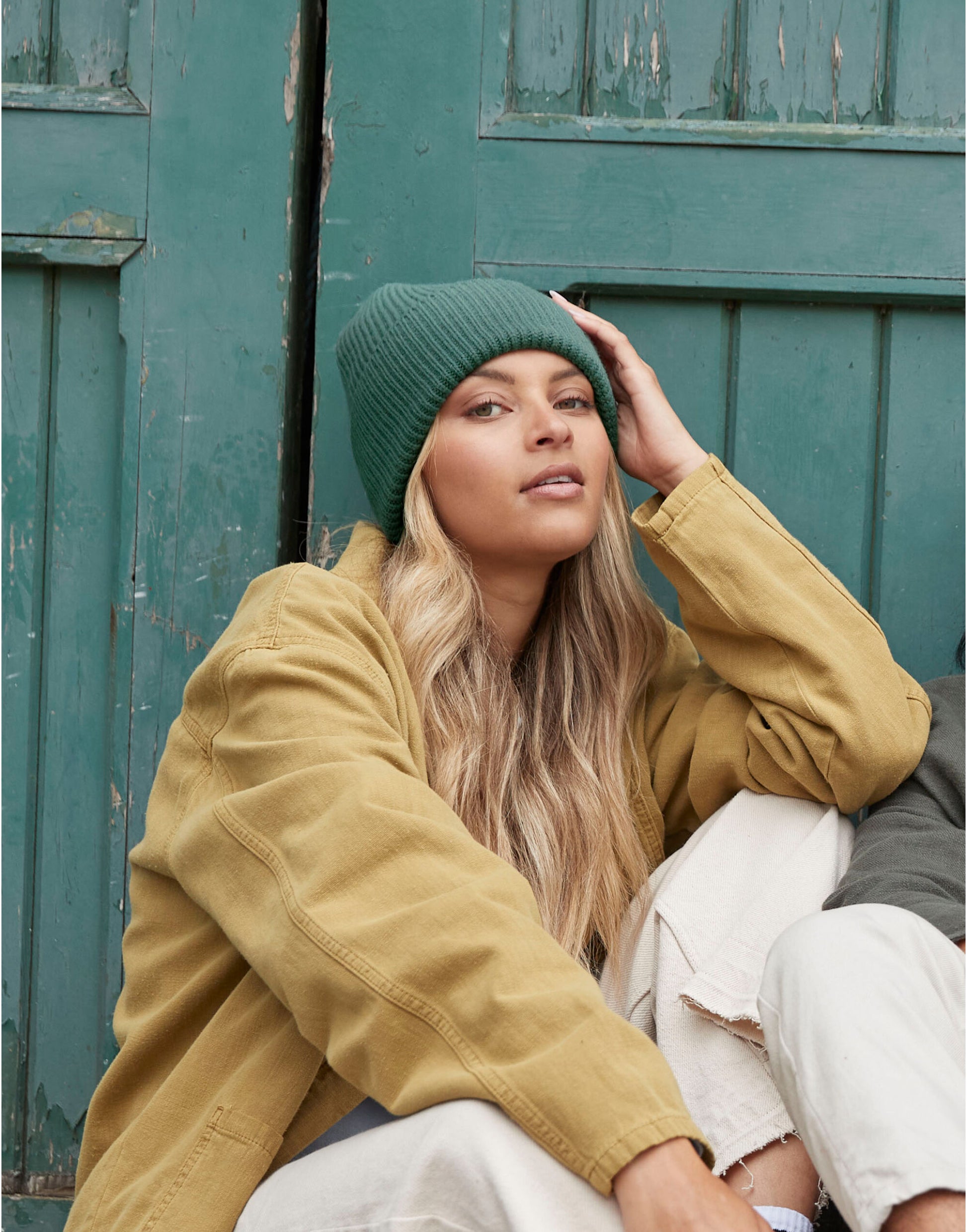 Oversized Cuffed Beanie - Walnut