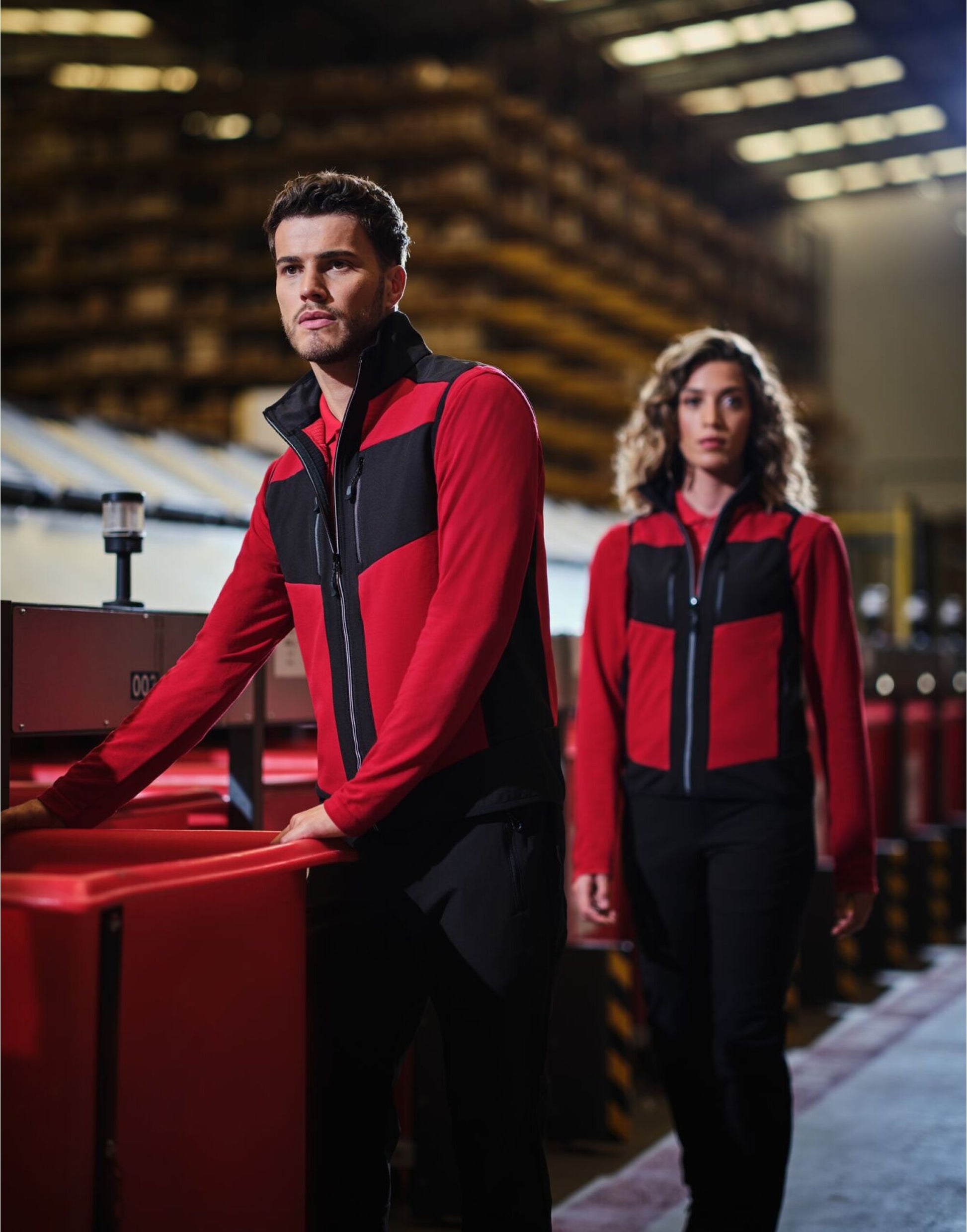 E-Volve Unisex Two Layer SoftShell BodyWarmer - Classic Red/Black